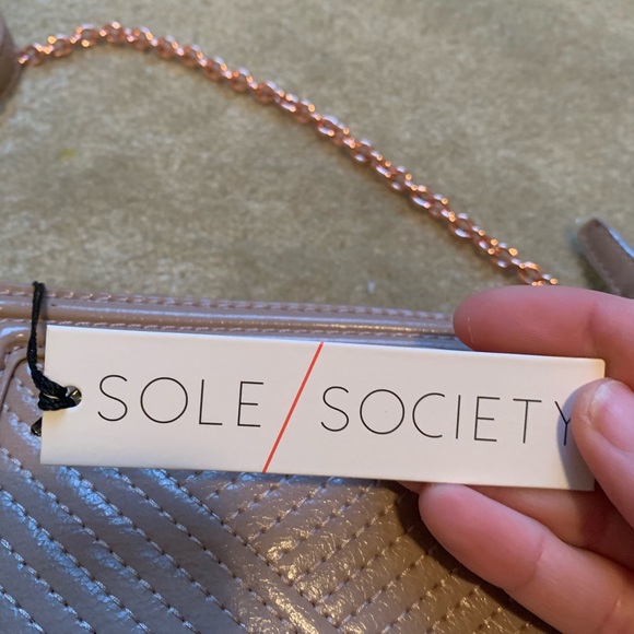 Sole Society Aisln crossbody - Picture 3 of 7